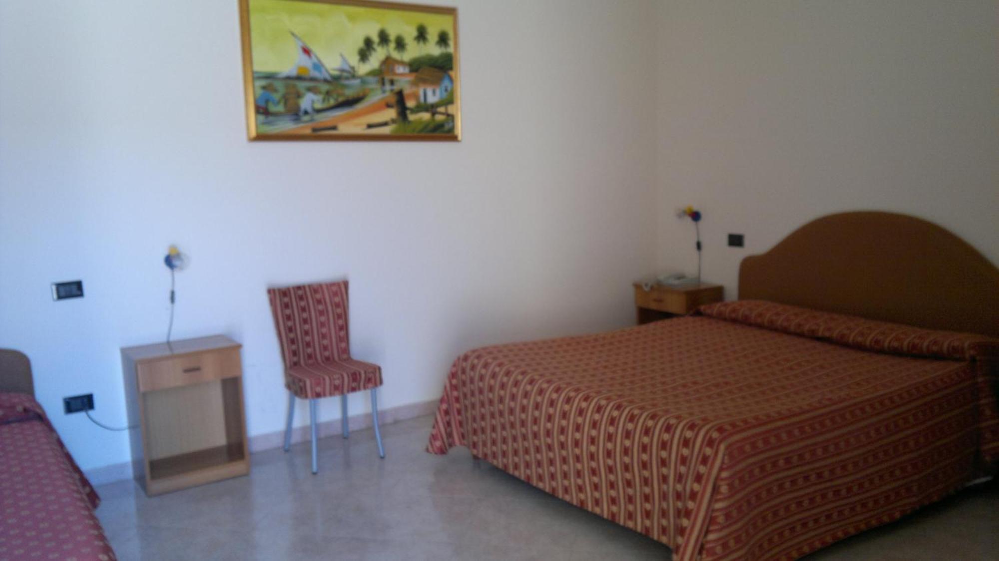 Hotel Genius Corato Ngoại thất bức ảnh
