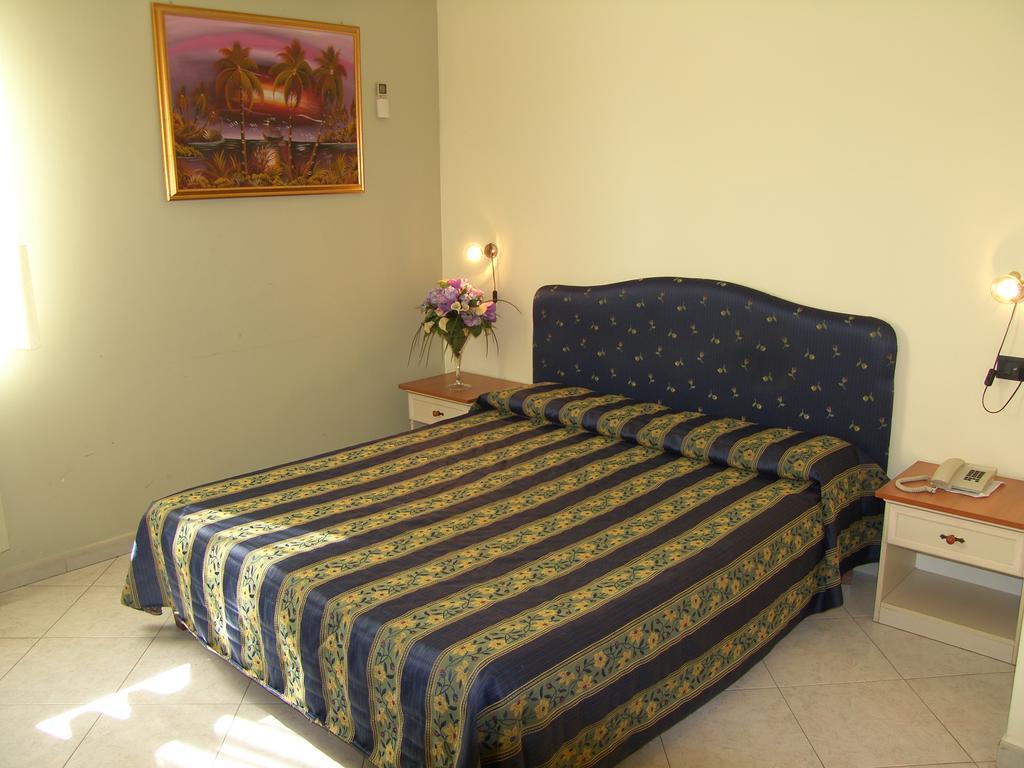 Hotel Genius Corato Ngoại thất bức ảnh