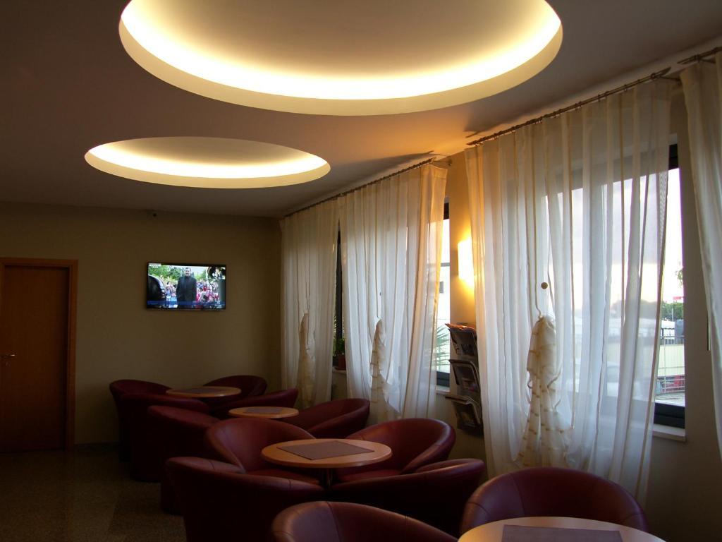 Hotel Genius Corato Ngoại thất bức ảnh