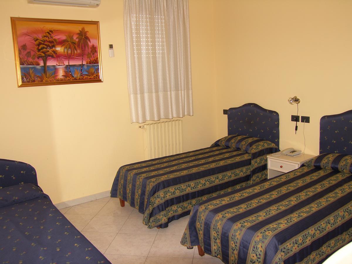 Hotel Genius Corato Ngoại thất bức ảnh